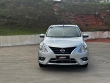 Nissan foto 2