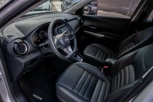 Nissan foto 2