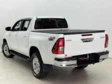 Toyota foto 2