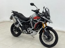Triumph (Motos) foto 1