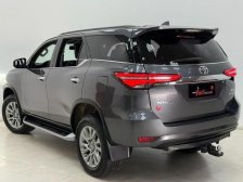 Toyota foto 2