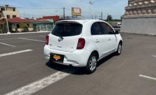 Nissan foto 2
