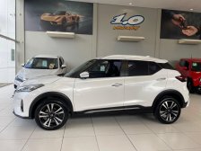 Nissan foto 2