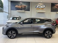 Nissan foto 2