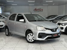 Toyota foto 1