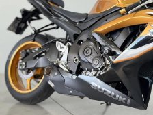 Suzuki  foto 2