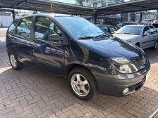 Renault foto 2